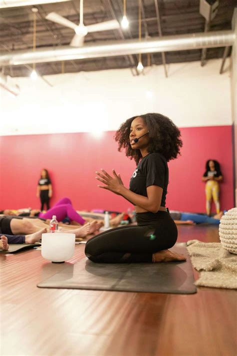 New Program Teaches Houston Officers To Use Yoga Techniques To Relax