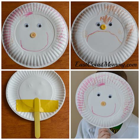 Make an f crown that students can wear, print the big and little letter f, and practice letter recognition skills. East Coast Mommy: Alphabet Crafts - Letter F