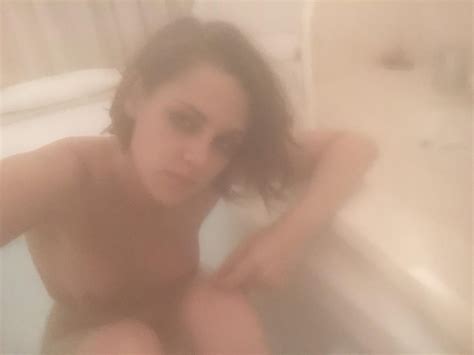 Kristen Stewart Nude Leaks The Fappening 5 Photos 2 Videos 1  Thefappening