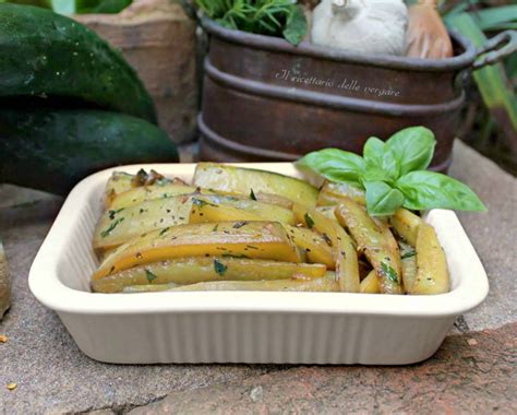 Dopo averli puliti, falli lessare per pochi minuti. CETRIOLI AGLI ODORI COTTI IN PADELLA | Idee alimentari ...