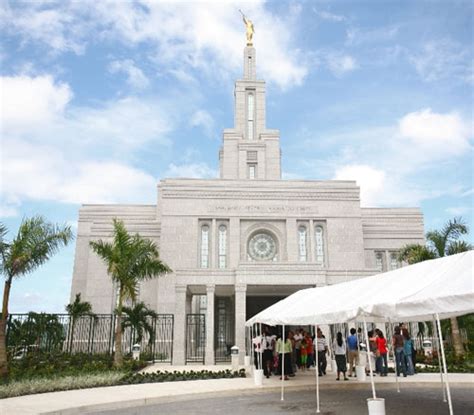 Imponente Templo Mormón Panamá América