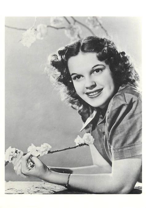 Judy Garland Actress In The 1940s 1950s Modern Postcard Topics