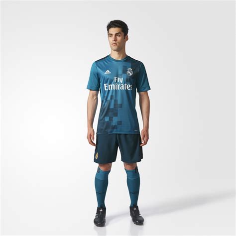 Dream league soccer real madrid kits 2020/2021. Real Madrid 17/18 Adidas Third Kit | 17/18 Kits | Football ...