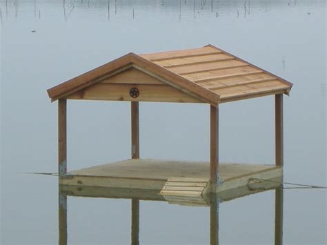 How to make a floating duck house. 20 best images about duck houses on Pinterest | Cold ...