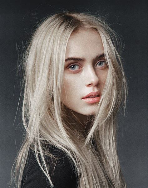 631×800 Blonde Hair With Roots Blonde Hair Girl Cool Blonde Roots