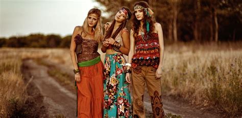 Trucco anni 70 hippie figli dei fiori e personaggi famosi. Look anni '70 per festa a tema | DireDonna