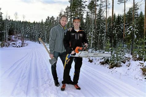 Segrade i juniorklassen gjorde ferry svan, son till gunde och marie svan. Ferry Svan hårdtränar inför rookie-VM i timbersports ...