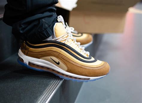 Da er mir zu klein geworden ist. Faut-il acheter la Nike Air Max 97 Shipping Box Barcode ...