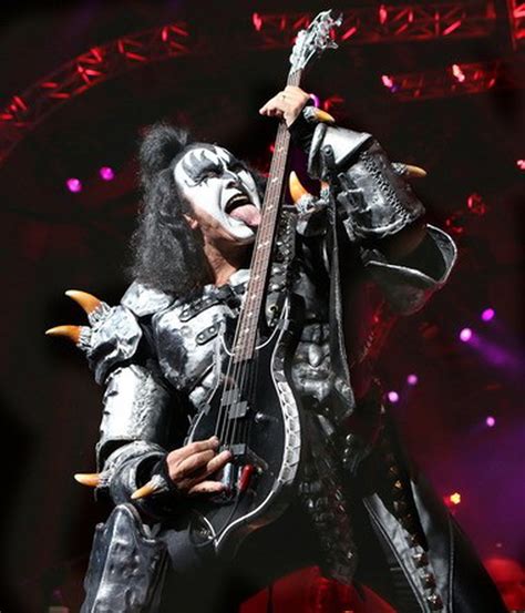 Gene Simmons Of Kiss To Appear At Wizard World Perform At The Agora