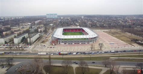 Firmowe zagranie musi być ich atutem w ligowej walce. Stadion Miejski Widzewa Łódź - StadiumDB.com