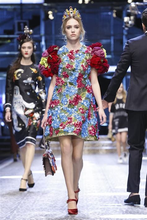 Dolce And Gabbana Ready To Wear Fall Winter 2017 Milan Designer Fashion