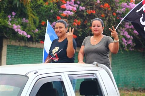 Familias De Jinotega Celebran Natalicio Del General Sandino Barricada