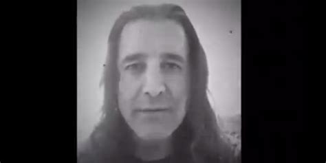 Creed Frontman Scott Stapp Says Hes Broke And Homeless