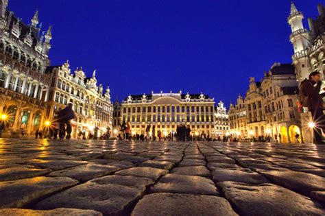 10 Gorgeous Views Of The Grand Place In Brussels