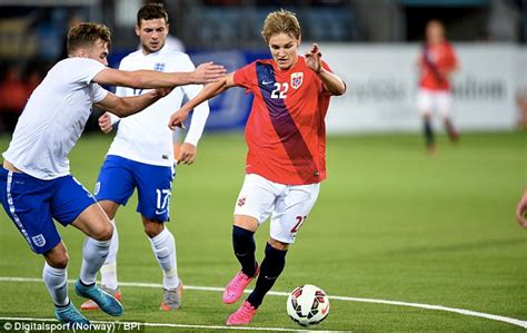 Welcome to the official facebook page of martin ødegaard! Martin Odegaard 'spoke to Liverpool and both Manchester teams' before joining Real Madrid and ...