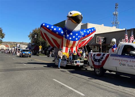 Winners Announced For Veterans Day Parade The Daily Courier