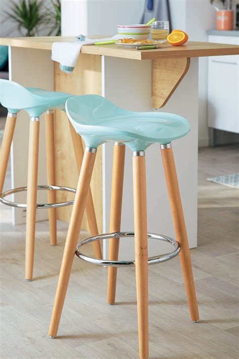 Une chaise de bar vert d'eau, Alinea, pour la cuisine  Chaises hautes