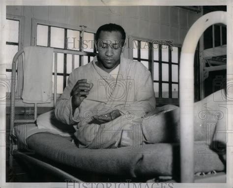 A Vintage Press Photo Depicting A Prisoner At Stateville Prison In Il