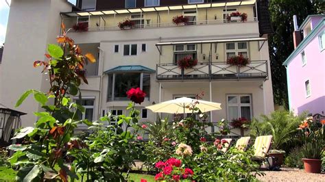 Die ärzte verteilen sich auf die kategorien allgemeinmedizin, physikalische therapie und balneologie, krankenhaus und innere medizin. Hotel Haus Ritter Bad Pyrmont - YouTube