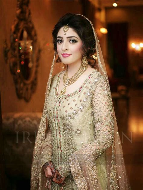 And wedding dress designers spend years learning about fine art, history, the science of color and texture. Pin by Syed سید Kashif کاشف on beautiful Brides خوبسورت ...