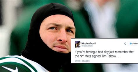 Tim Tebow Is Officially A New York Met And Twitter Can T Stop Laughing