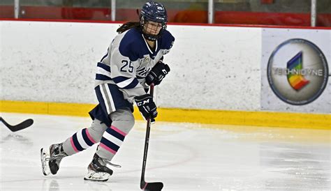 Laney Martens 2022 23 Womens Ice Hockey Lawrence University