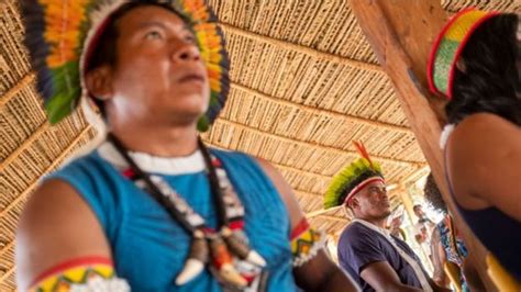 Amazonas Las Tribus Enemigas Que Se Unieron Contra El Presidente Jair