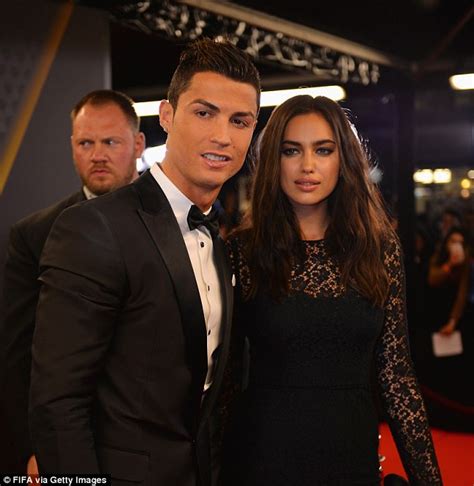 Cristiano Ronaldo Split With Girlfriend Irina Shayk Confirmed By Models Agent Daily Mail Online