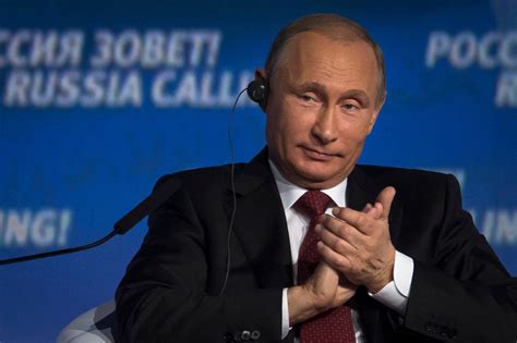 Putin Trumpets Economic Strength But Advisers Seem Less Certain The