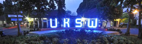 Akun twitter resmi milik universitas kristen satya wacana yang dikelola oleh tim humas uksw | twuko. Profil Beasiswa Universitas Kristen Satya Wacana (UKSW ...