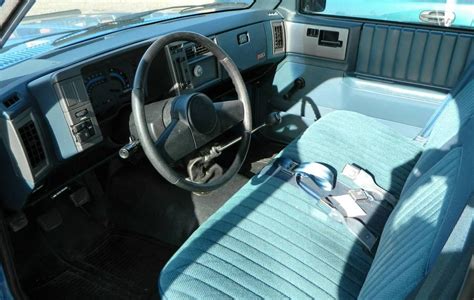 Chevy S10 Interior Barn Finds