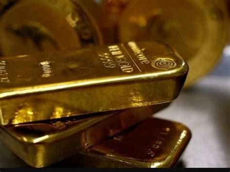 Couple From Sri Lanka Caught With Rs 37 Lakh Of Gold Hiding In Their
