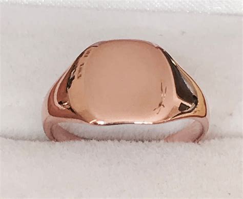 Stunning Antique 9ct Rose Gold Pinky Signet Ring Hallmarked Chester 1918