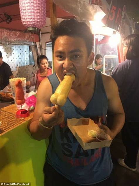 Thai Chef Creates Cheese Filled Waffle Shaped Like A Penis Daily Mail