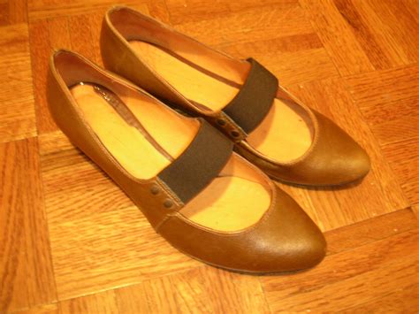 Maybe you would like to learn more about one of these? Zara - brown mary janes | Brown mary janes, Character ...