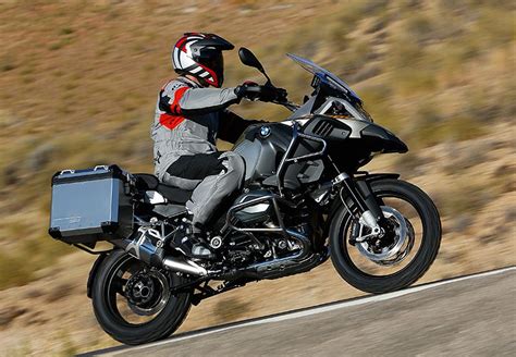 Pattern for a basic bmw r1200gs adventure (pattern does not involve excessive backstitch, topbox or pannier rails). 2014 BMW R 1200 GS Adventure - First Look