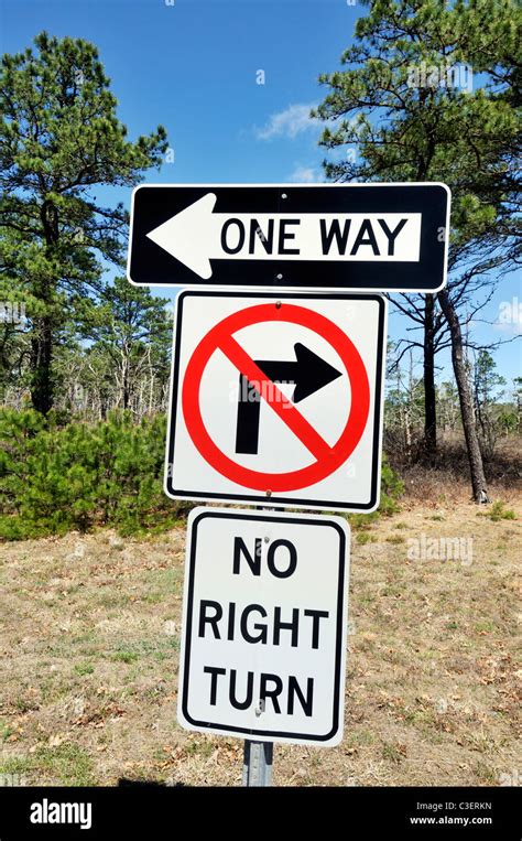 No Turn Road Signs Usa High Resolution Stock Photography And Images Alamy