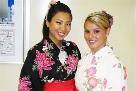 hiromi oshima and courtney rachel culkin in tokyo japan avaxhome