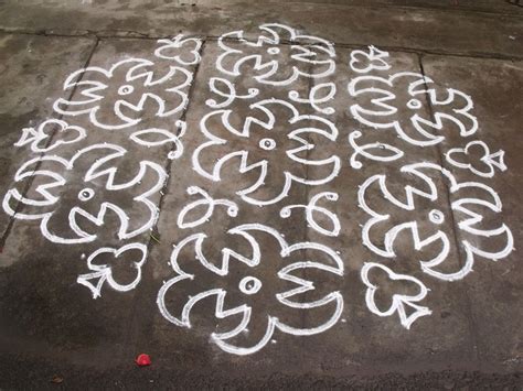 Beautiful DOT Kolams | Ladyswings