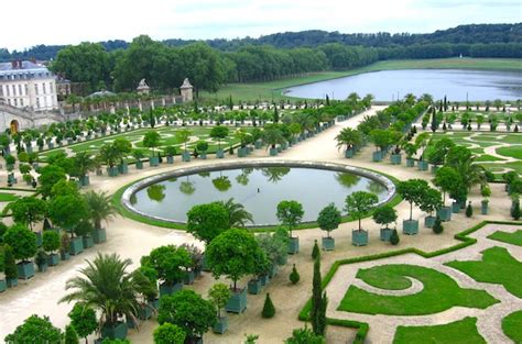Versailles Palace Day Trip To The Royal Gardens Bonjour Paris