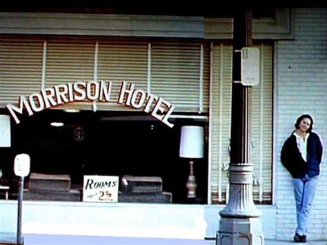 Jim Morrison Outside Morrison Hotel R Oldschoolcool