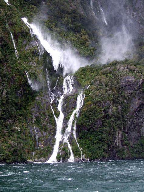 Check Out These Scenic Photos Of Sutherland Falls In New