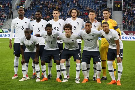 Die sieger und zweitplatzierten aller zehn qualifikationsgruppen qualifizierten sich direkt für die endrunde. Euro 2021: Wette auf Deutschland gegen Frankreich ...