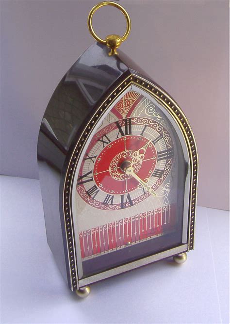 What kind of desk clock rotates 360 degrees? Seiko - Corona Melodia Clock | Vintage clock