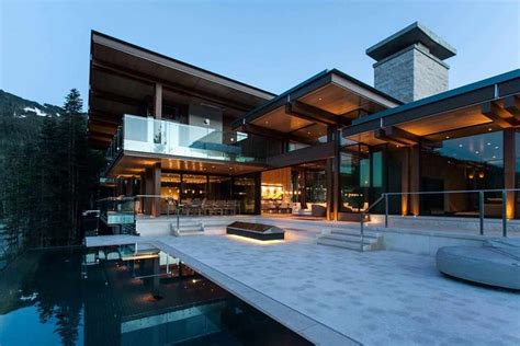 Phenomenal Mountain Home Oasis With Majestic Views In Whistler Modern