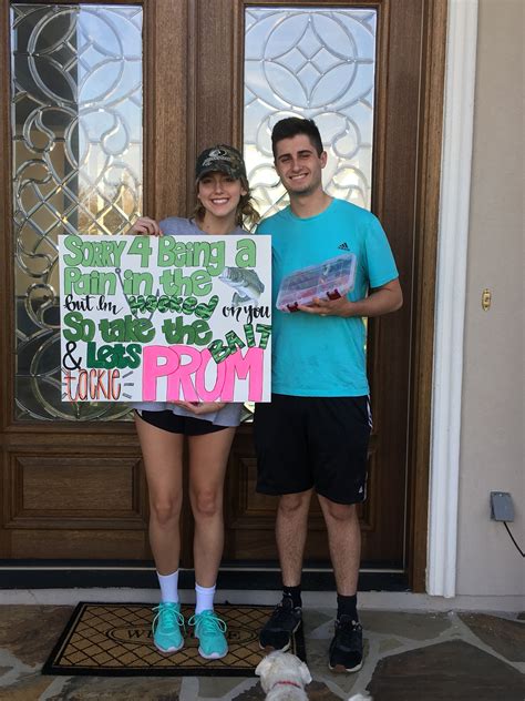 Country Promposal Prompicturescouples Cute Prom Proposals Cute