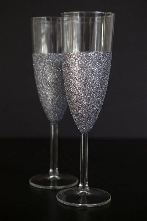 Learn How Easy It Is To Make Glittered Glassware Glitter Wine Glasses Diy Glitter Glasses