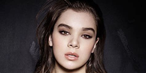 Hailee Steinfelds New Single Dropped Early And Were Obsessed
