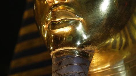 Antiquities Expert Says King Tut Mask Can Be Restored After Beard