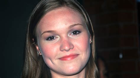 Julia Stiles New Look Has Fans Doing A Double Take